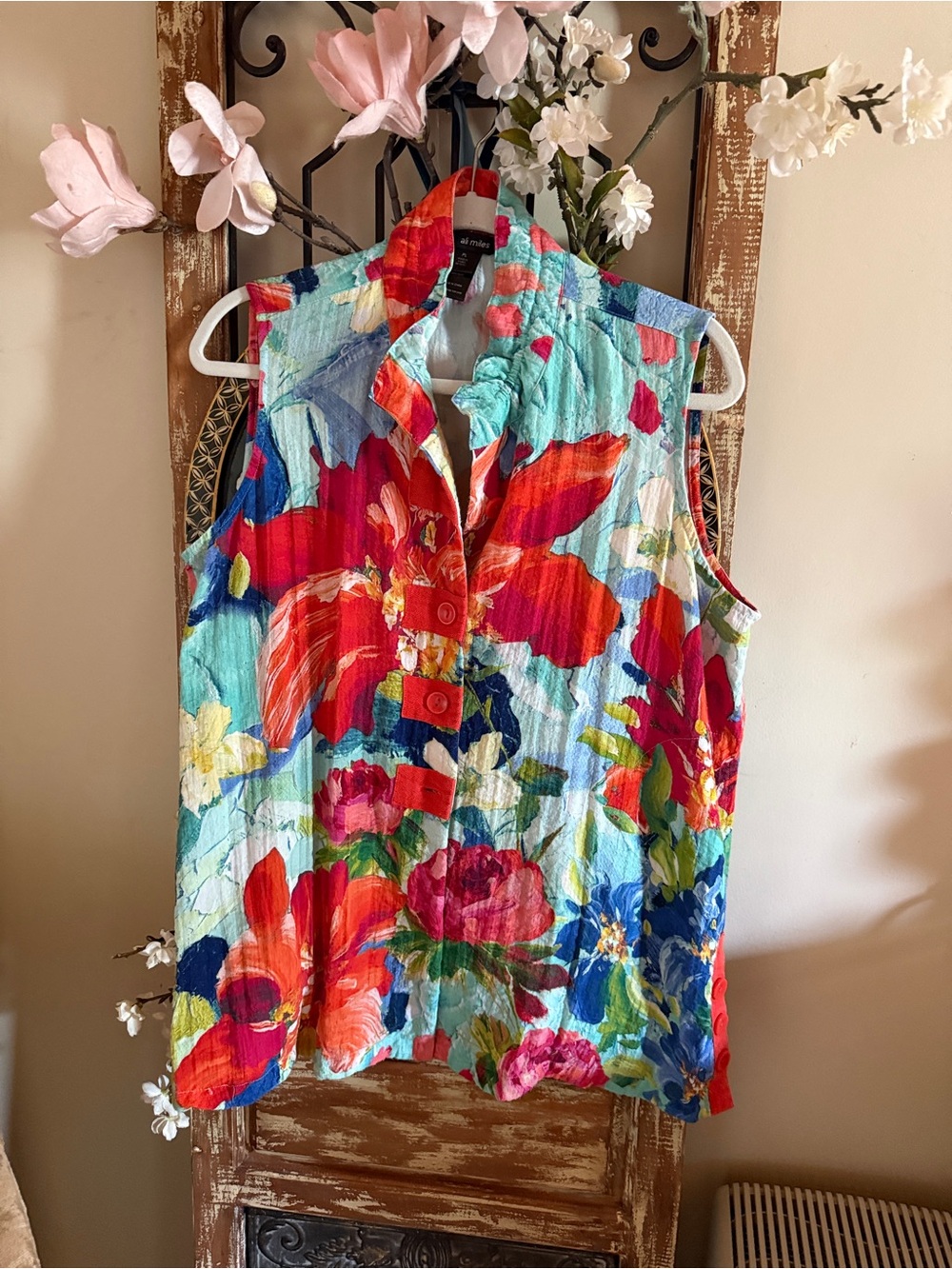 Ali Miles Turquoise Multi Floral Button-Front Sleeveless Tank